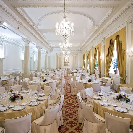 Hotel Carlton