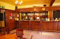 Guildford Manor Hotel & Spa - bar