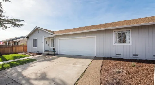 2 BD/1 BA Home- Wine Country Getaway