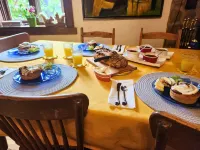 Guesthouse Refuge du Poète Montreal-Longueuil - breakfast