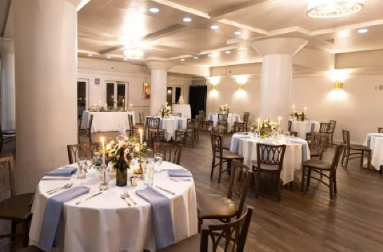 Haywood Park Hotel, Ascend Hotel Collection Отели рядом с достопримечательностью «поместье Билтмор»