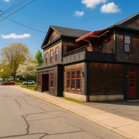 Magical Post and Beam Loft Downtown Newport!