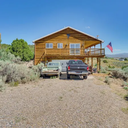 Walk to Lake: Scenic Southern Colorado Escape!