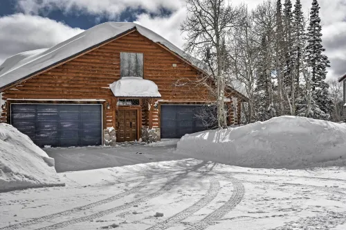 Brian Head Cabin Minutes from Slopes w/ Game Room! - balcony