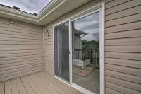 Cozy Family Condo w/ Balcony in Heart of Branson - Apartments
