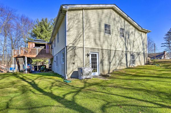 New Paltz Apt - 11 Mi to Poughkeepsie!