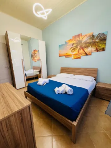 Villa 3 letti 2 docce e Giardino Hôtels à : 