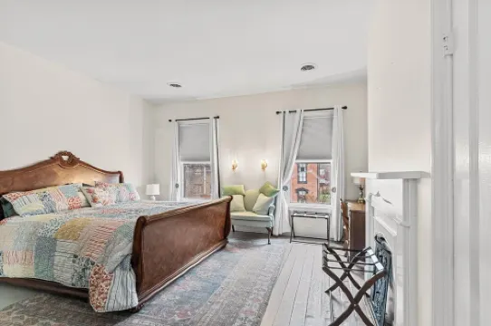 Beautiful and spacious 3BR historic home centrally located in downtown, Madison.