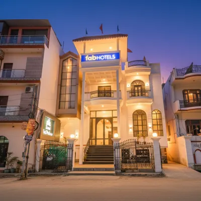 FabHotel Falcon Executive - Nr. Balewadi Stadium Hotels near IISER Pune
