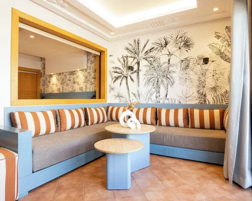 Atlantic Palm Beach Hotels near Founty