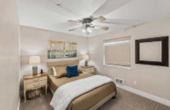 Relax in Spacious Comfort; Walk to Main St. and Trails. 30 Min to Crested Butte