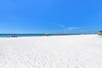 Ami Gulf Lookout-Views of the Gulf from Every Room-Rooftop Terrace - Beach