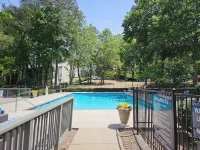 Lovely 2BR/2 BTH apt.  Few steps to theBraves Stadium