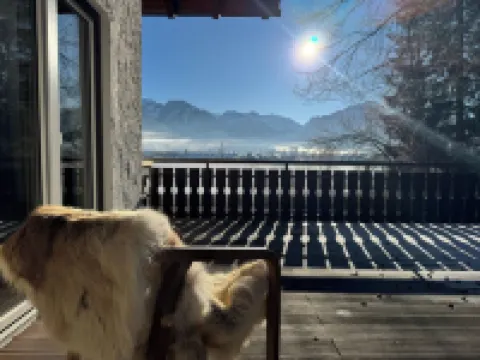 Vacation home Allgäu: eat-in kitchen, fireplace, 4 bedrooms, 3 bathrooms, terrace & hot tub