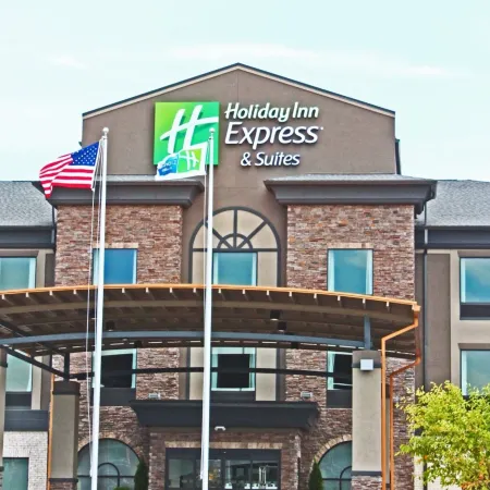 Holiday Inn Express & Suites GLASGOW by IHG