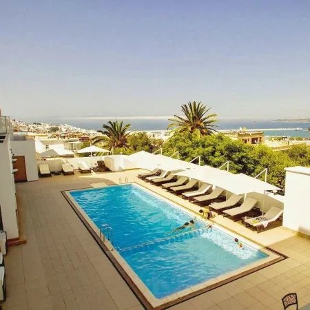 Fredj Hotel