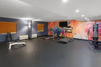 Endeavor Inn & Suites, Trademark Collection by Wyndham - Gym