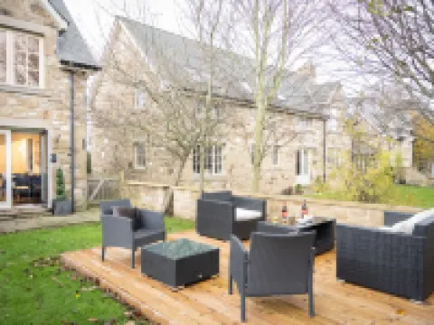 Northern Hideaways Apple Store, Ellingham Hotels in Chathill