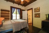 Island Cottage on Evans Lake Boat Rental Required
