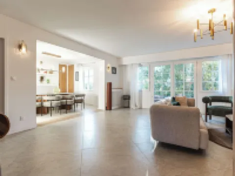 Elegant Family Home Near Deauville Hotels in Saint-Arnoult