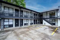 The Local Motel & Shops