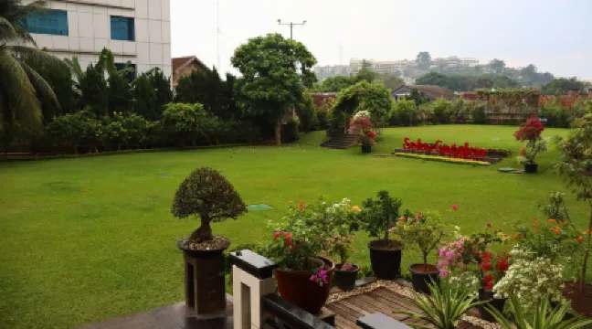 Amalia Hotel Lampung Отели в г. Бандар-Лампунг