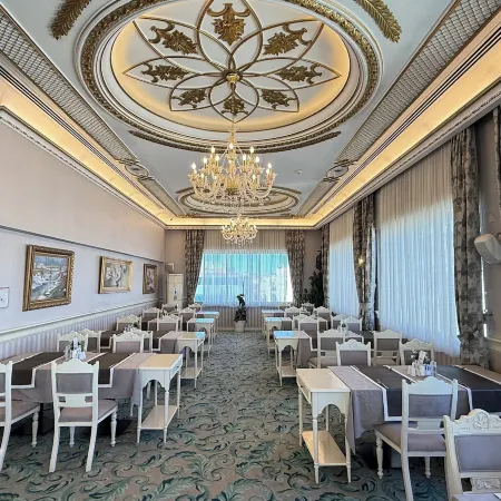 Demir Hotel