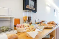 Hotel Il Pino - servizio colazione