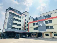 Pakchong Town Hotel