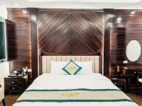 Golden Hotel Ha Noi Hotels near Long Bien