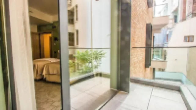 Central Carol Aparthotel 2