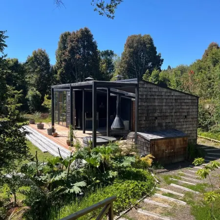 Ampe Lodge