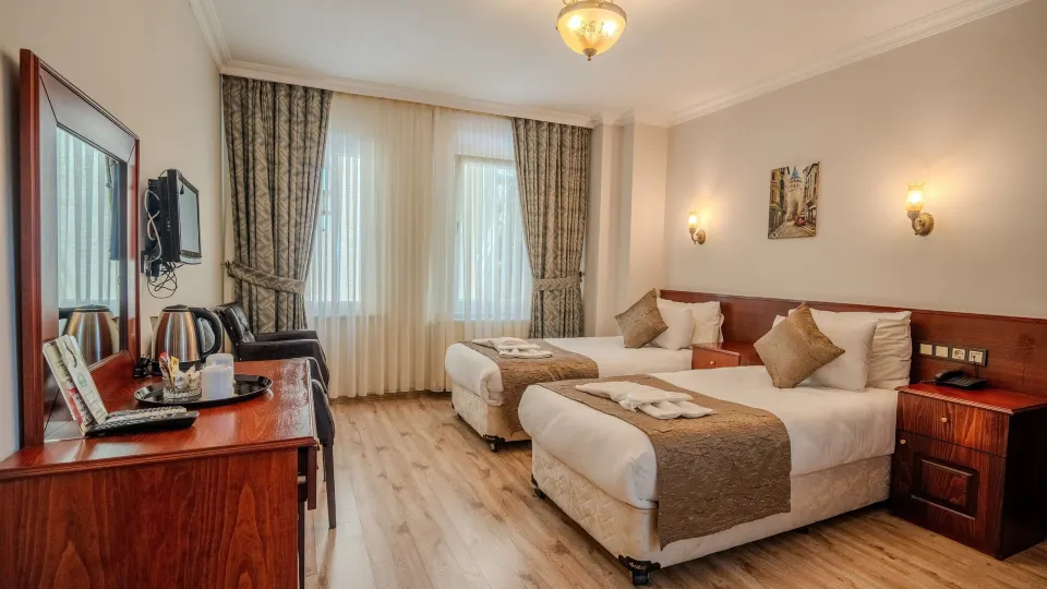 清真寺切什梅酒店