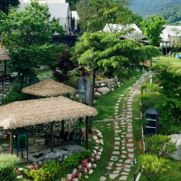 Damyang Queens Castle Spa Pension & Glamping
