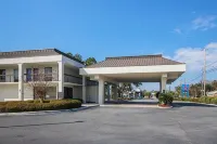Motel 6 Savannah, GA - Midtown - Beach