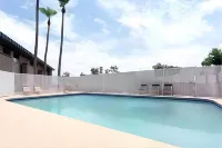 Super 8 by Wyndham Chandler Phoenix - 2 Sao
