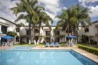 Holiday Inn Express MORELIA by IHG - Pools