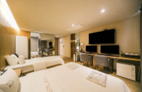 Songtan Alo Hotel 烏山空軍基地周辺のホテル