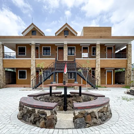 Urbanview Wichita Syariah Cabin Maribaya Отели рядом с достопримечательностью «Марибая Парк»
