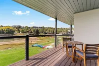 East Bay Condos 111 - Bergblick