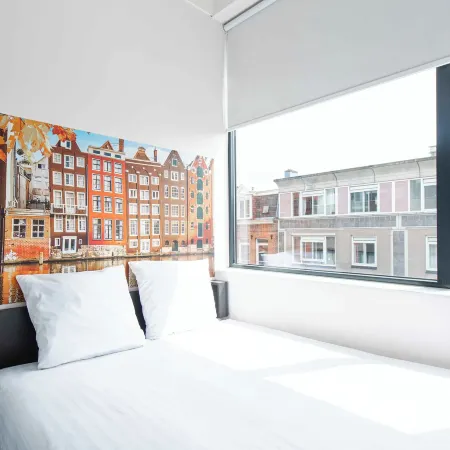 easyHotel Amsterdam City Centre South