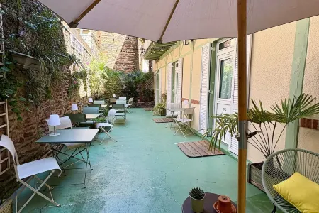 Garden Hotel Rennes Centre Gare