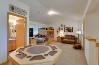10 Mi to Keystone Slopes: Mtn-View Condo! - Lejligheder