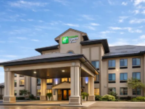 Holiday Inn Express & Suites WINNER by IHG Hotels in Winner