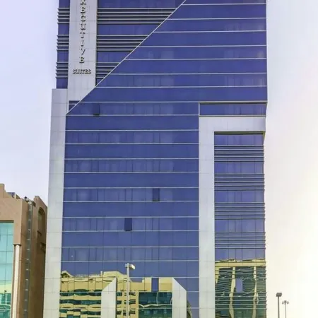 EXECUTIVE SUITES