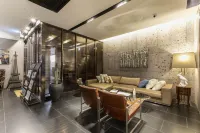 Vine Hotel