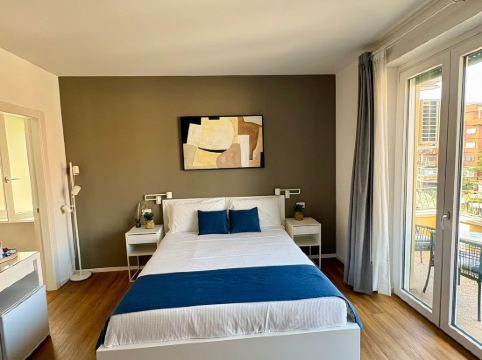 Near Vatican, Irnerio 47 Guest House