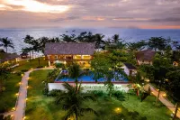 Casa Verde Cliff Resort & Spa