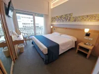 City Hotel