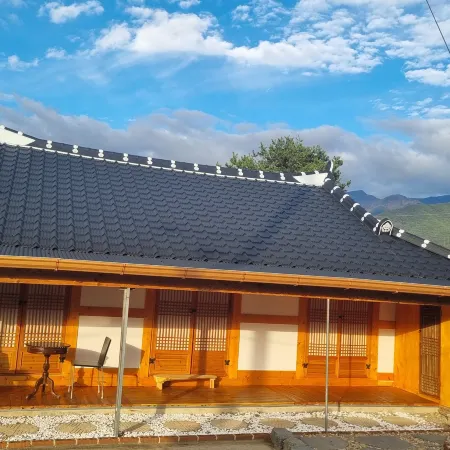 Gurye Moon Hanok Independent Pension